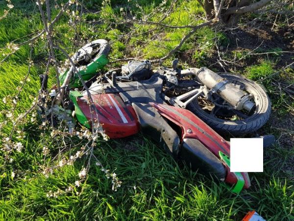 Водитель и пассажир мотоцикла получили травмы в аварии на Ставрополье
